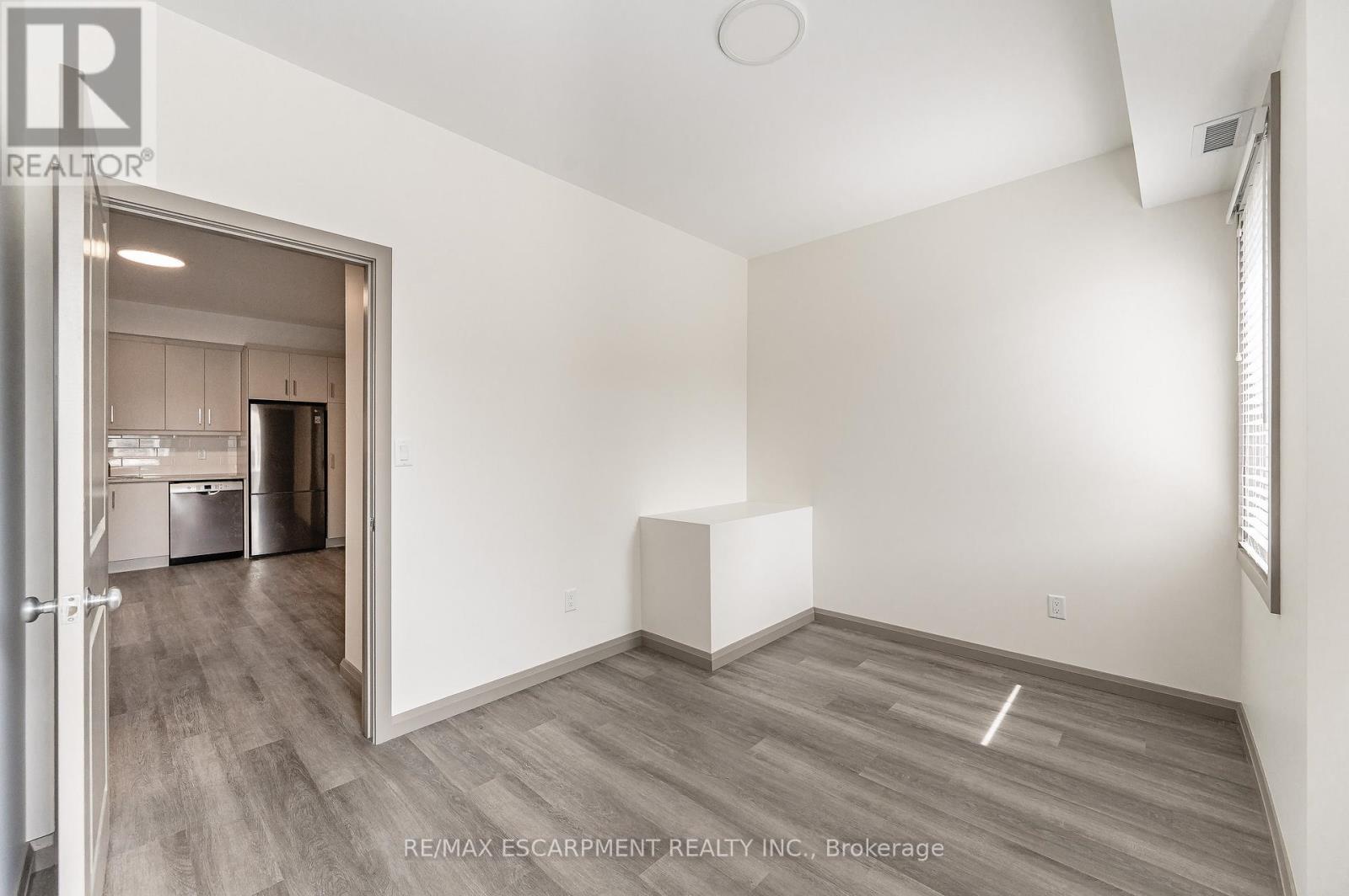 2a - 36 Grant Avenue, Hamilton (Landsdale), Ontario  L8N 2X5 - Photo 5 - X13663830