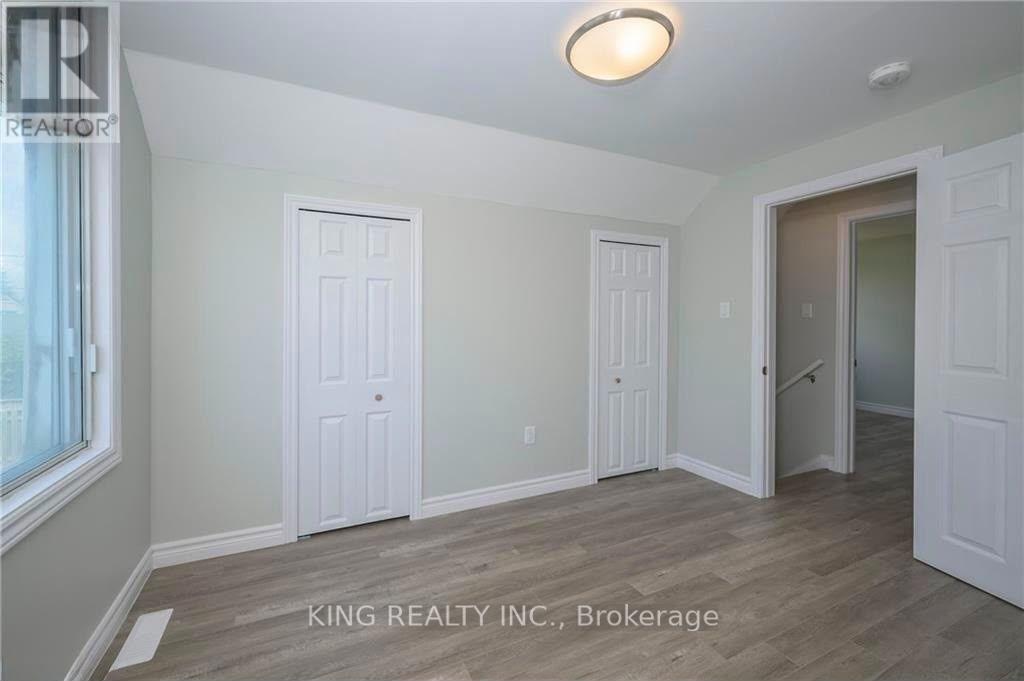 1224 Oxford Street E, London East, Ontario  N5Y 3M4 - Photo 3 - X13663834