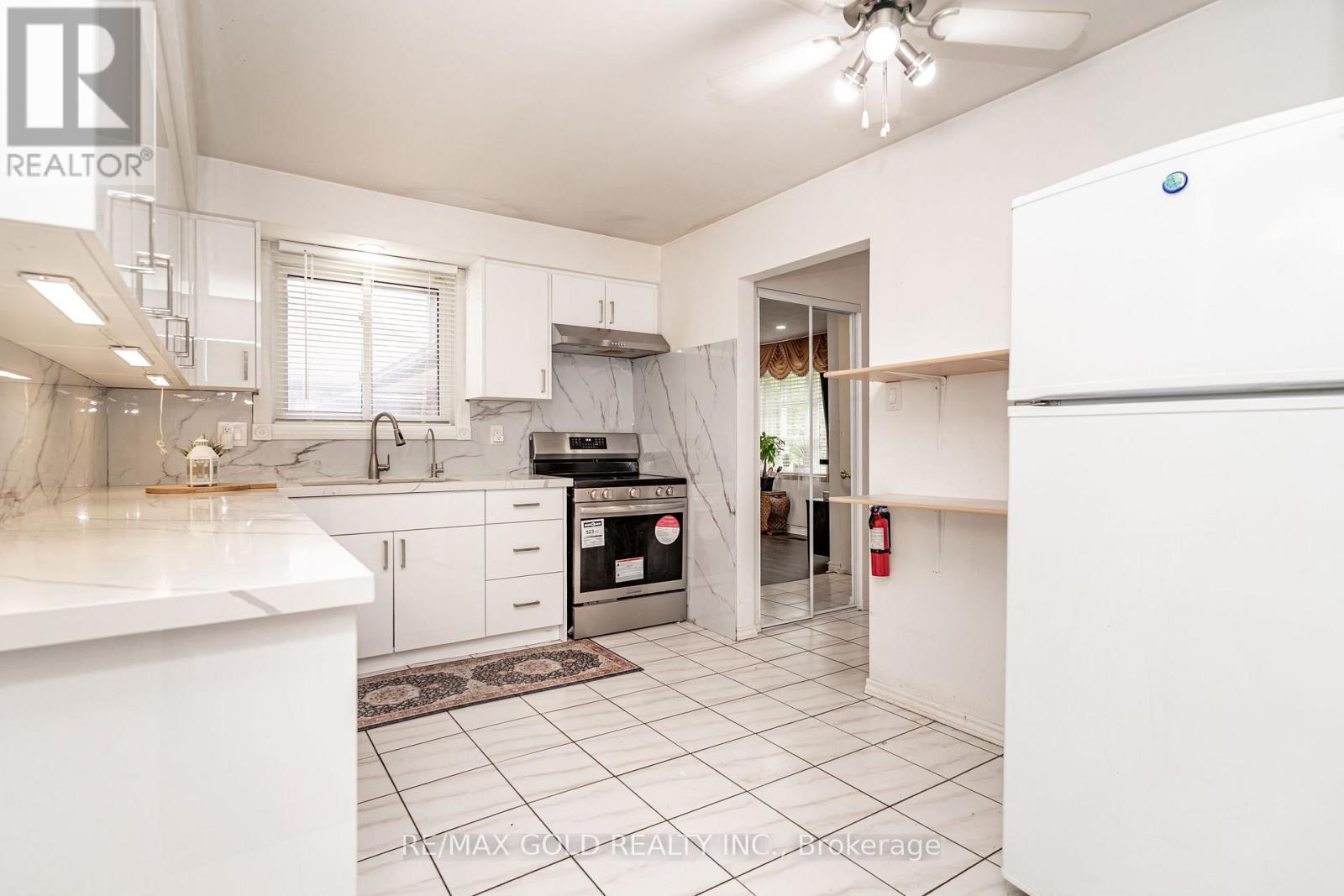 55 Ramblewood Way, Kitchener, Ontario  N2N 1G8 - Photo 13 - X13663870