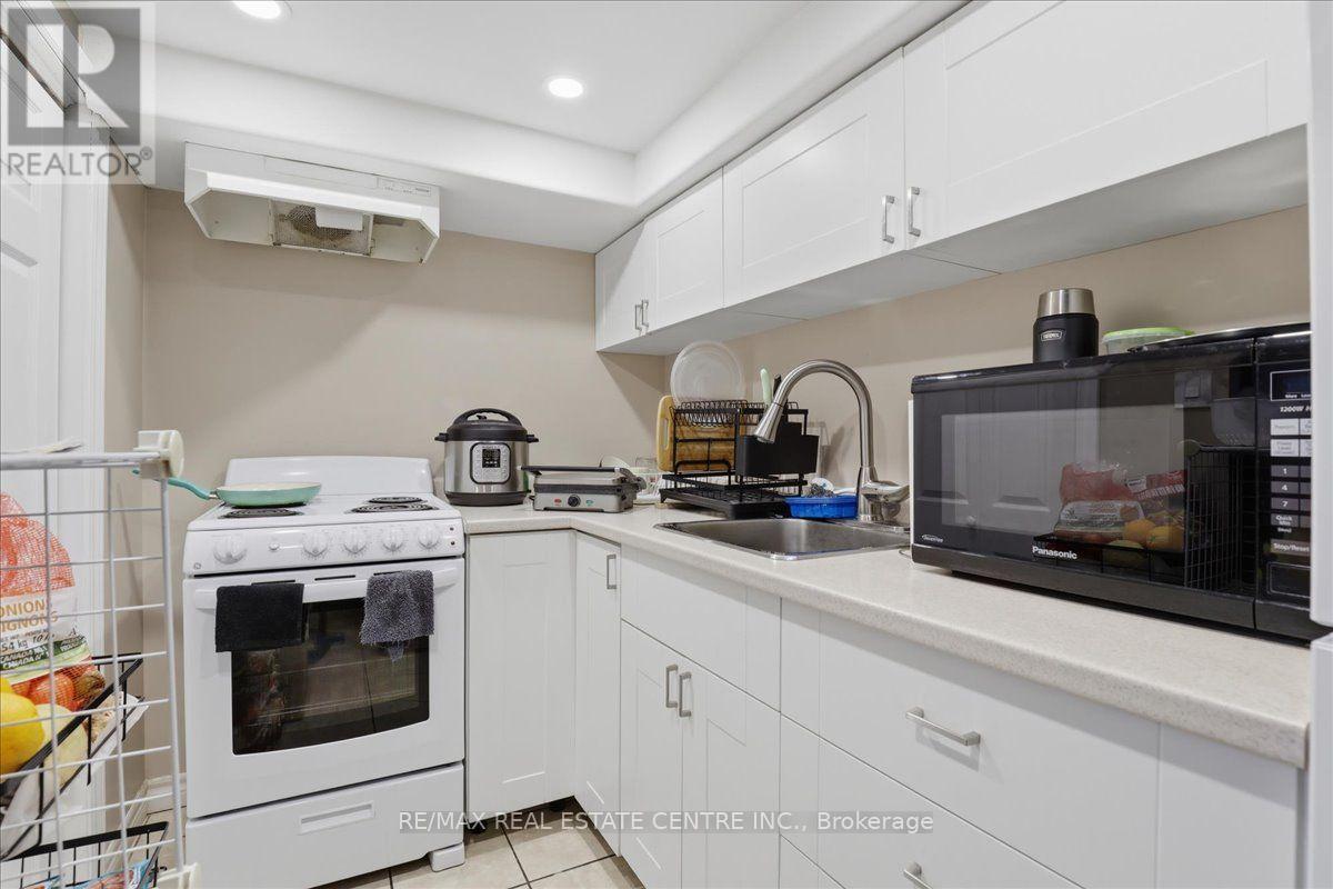 744 Queen Street S, Kitchener, Ontario  N2M 1A4 - Photo 26 - X13663876