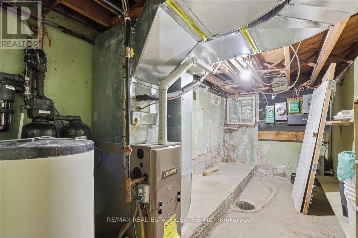 744 Queen Street S, Kitchener, Ontario  N2M 1A4 - Photo 31 - X13663876