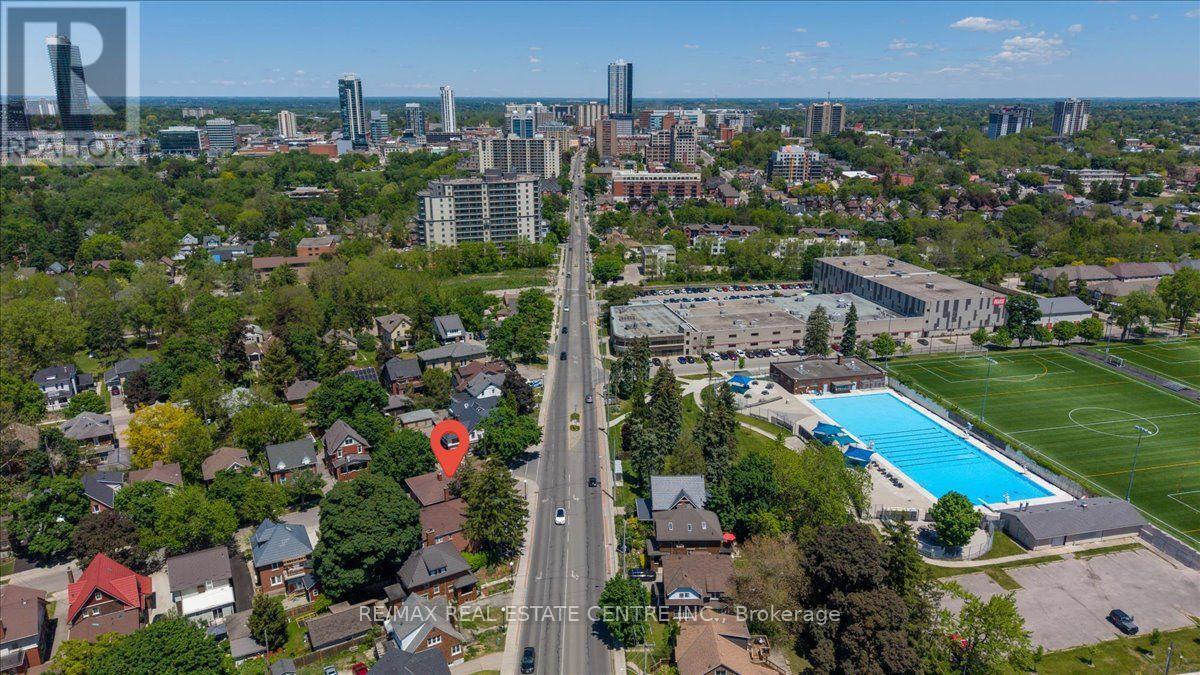 744 Queen Street S, Kitchener, Ontario  N2M 1A4 - Photo 9 - X13663876
