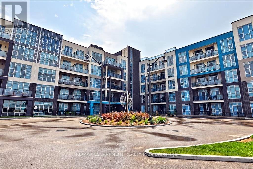 117 - 10 CONCORD PLACE, Grimsby, Ontario