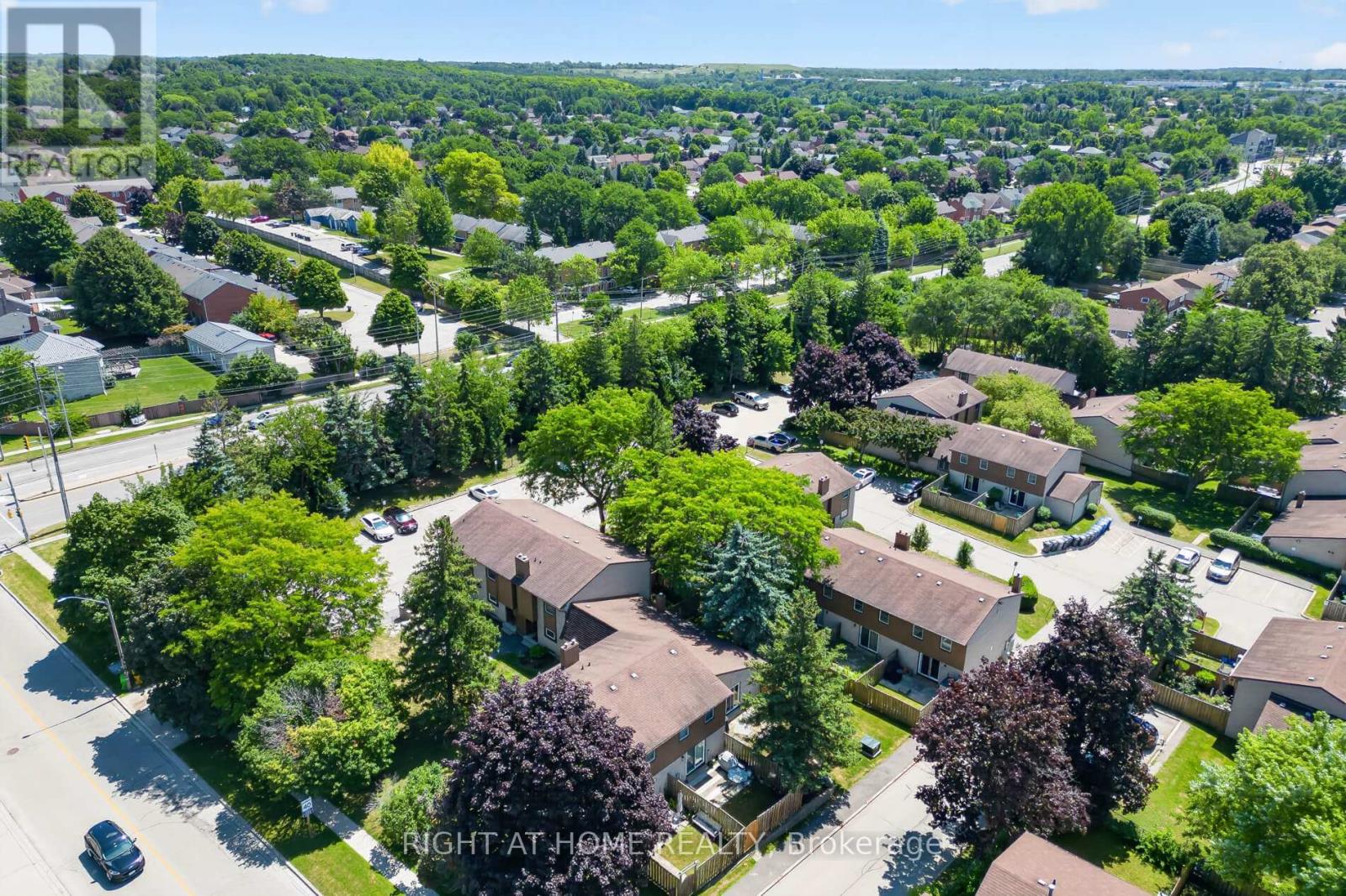 11 - 215 Glamis Road, Cambridge, Ontario  N1R 6V8 - Photo 32 - X13663978