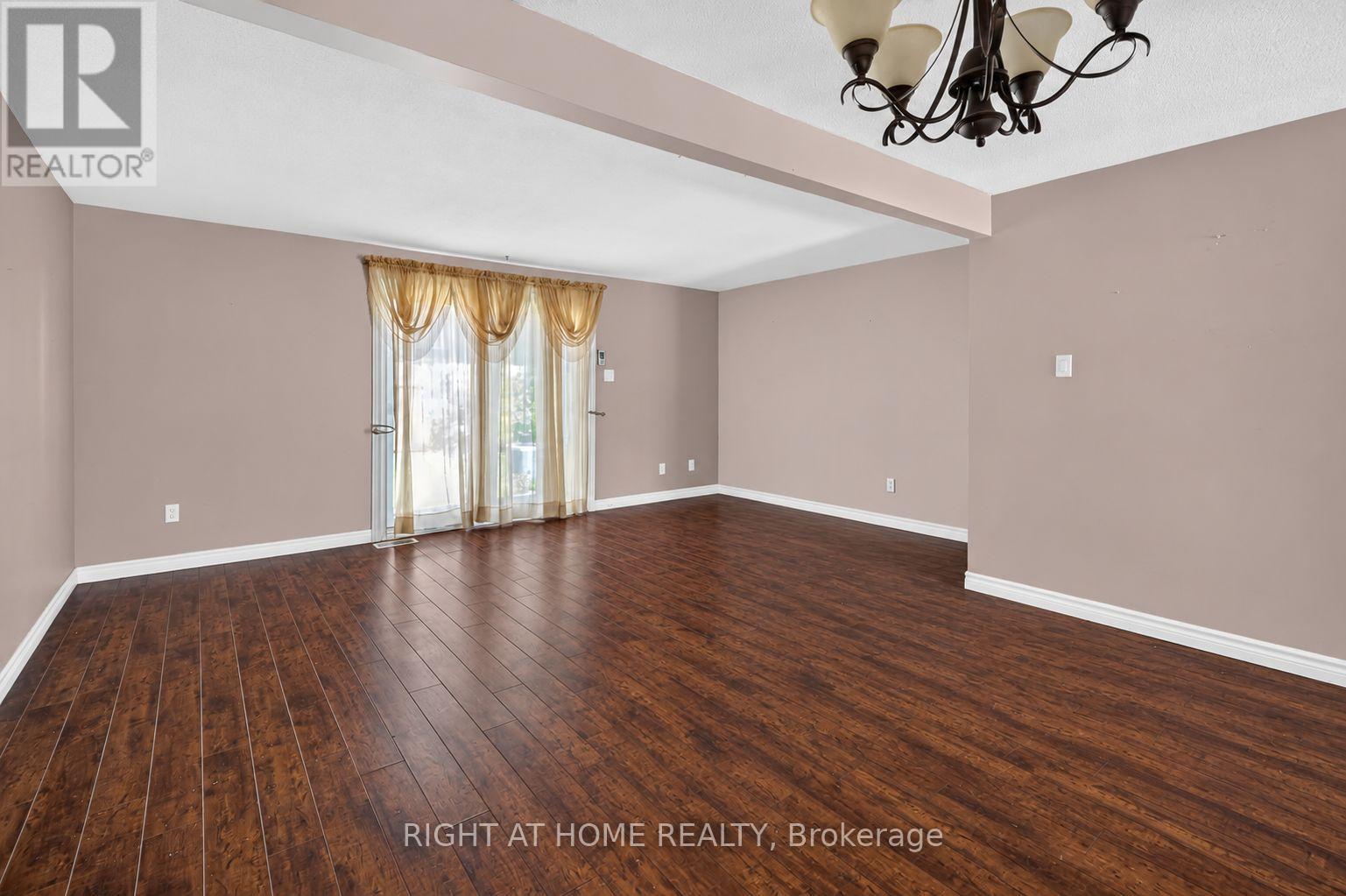 11 - 215 Glamis Road, Cambridge, Ontario  N1R 6V8 - Photo 8 - X13663978