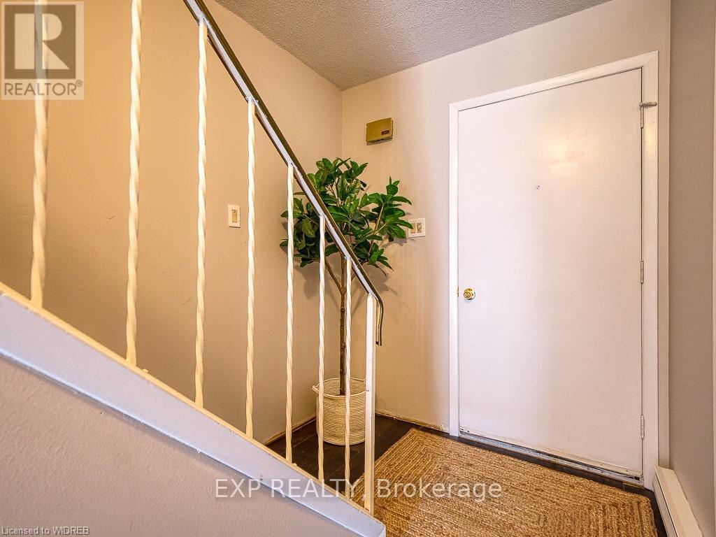 5 - 1060 Canfield Crescent, Woodstock, Ontario  N4S 8P3 - Photo 4 - X13664026
