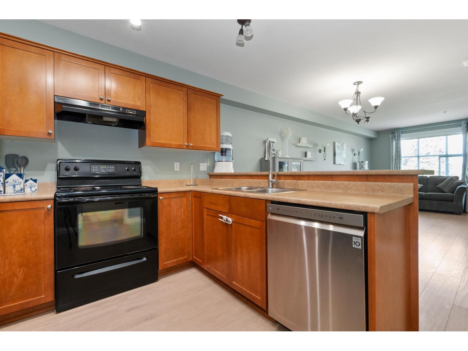 309 8955 Edward Street, Chilliwack Proper West, Chilliwack, British Columbia  V2P 4E2 - Photo 4 - R3146268