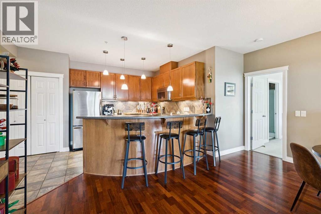 303, 10 Hemlock Crescent Sw, Calgary, Alberta  T3C 2Z1 - Photo 10 - A2324576