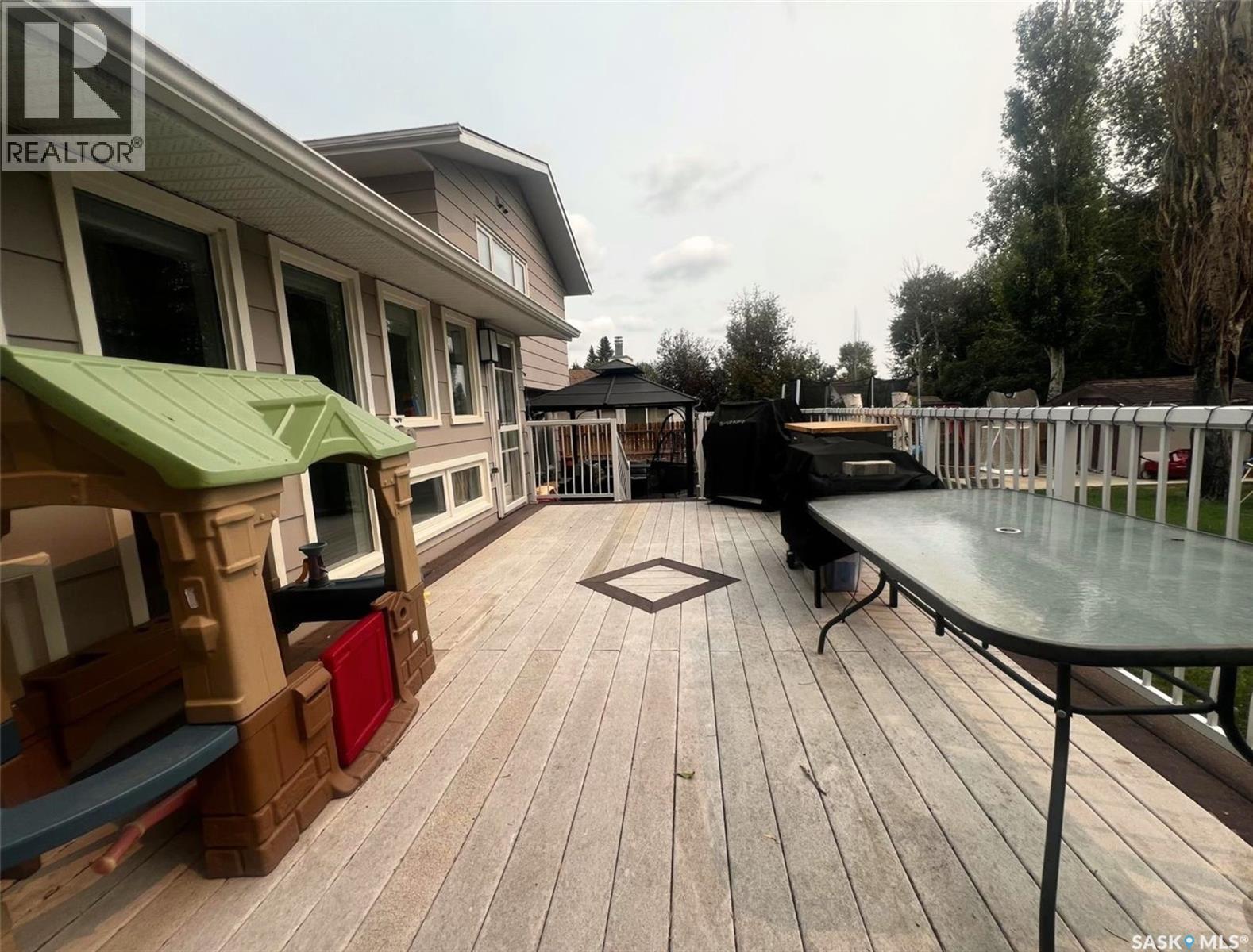 338 Battleford Trail, Swift Current, Saskatchewan  S9H 4A3 - Photo 33 - SK045248