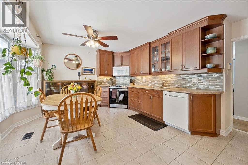 2 Keewatin Avenue, Kitchener, Ontario  N2B 3L5 - Photo 11 - 40852934