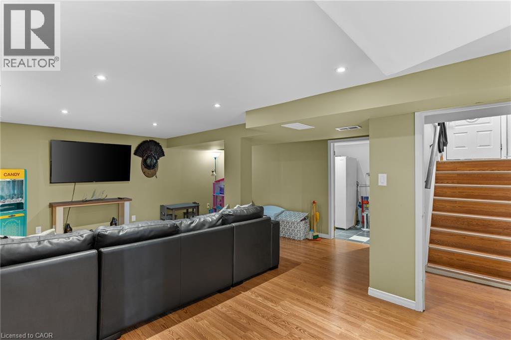 62 Randall Avenue, Stoney Creek, Ontario  L8G 2K9 - Photo 19 - 40854784