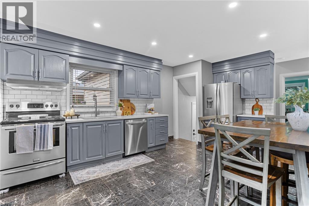 62 Randall Avenue, Stoney Creek, Ontario  L8G 2K9 - Photo 4 - 40854784