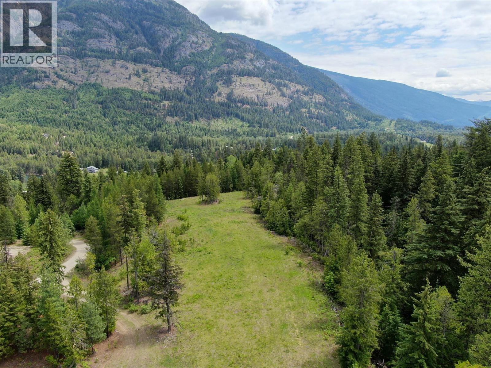 3809 PASSMORE UPPER Road, Passmore, British Columbia