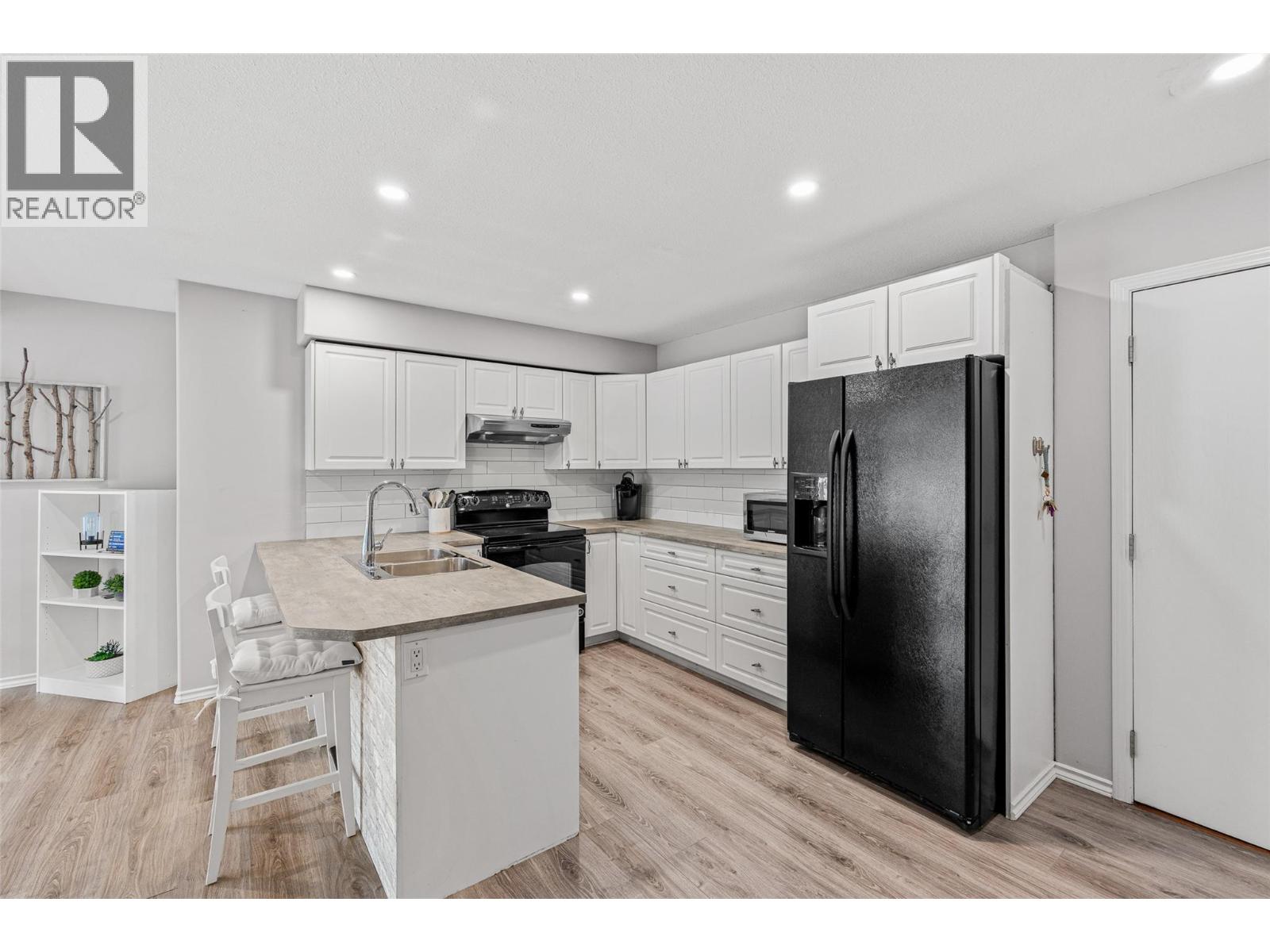 2425 Mount Baldy Drive Unit# 307, Kelowna, British Columbia  V1V 1Z3 - Photo 3 - 10397084