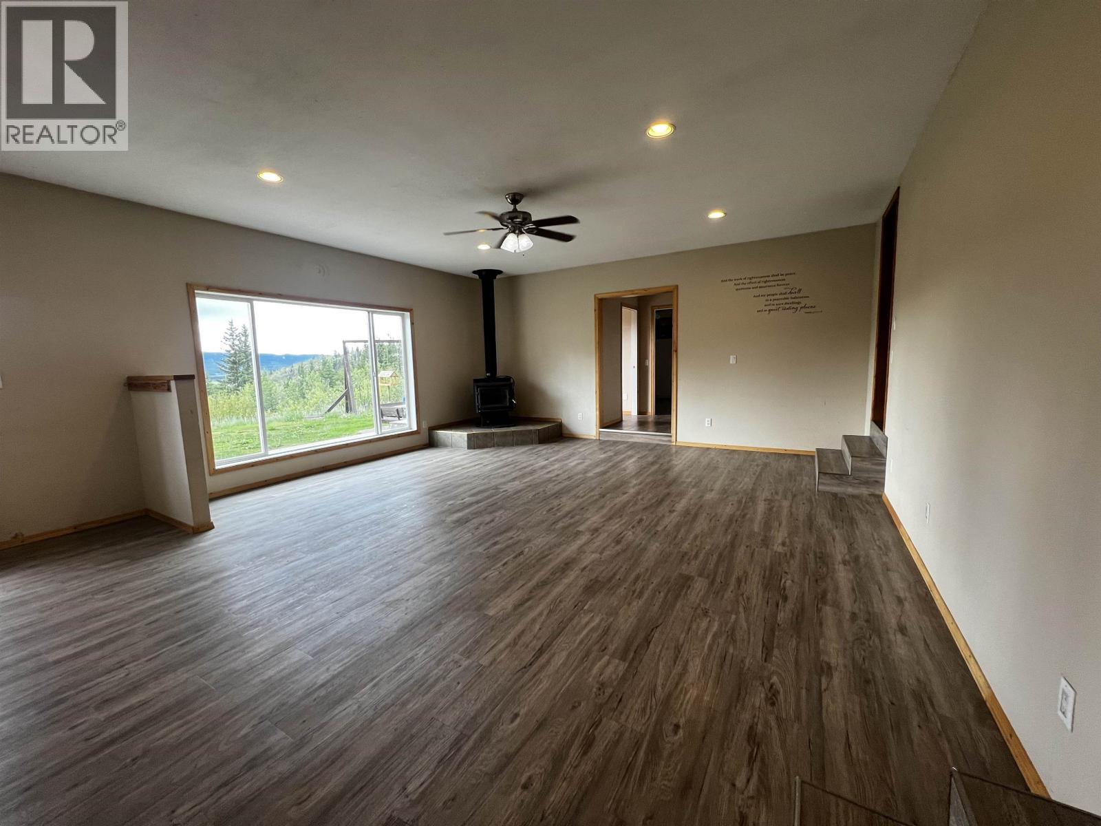 100 Schritt Crescent, Burns Lake, British Columbia  V0J 1E0 - Photo 10 - R3129993