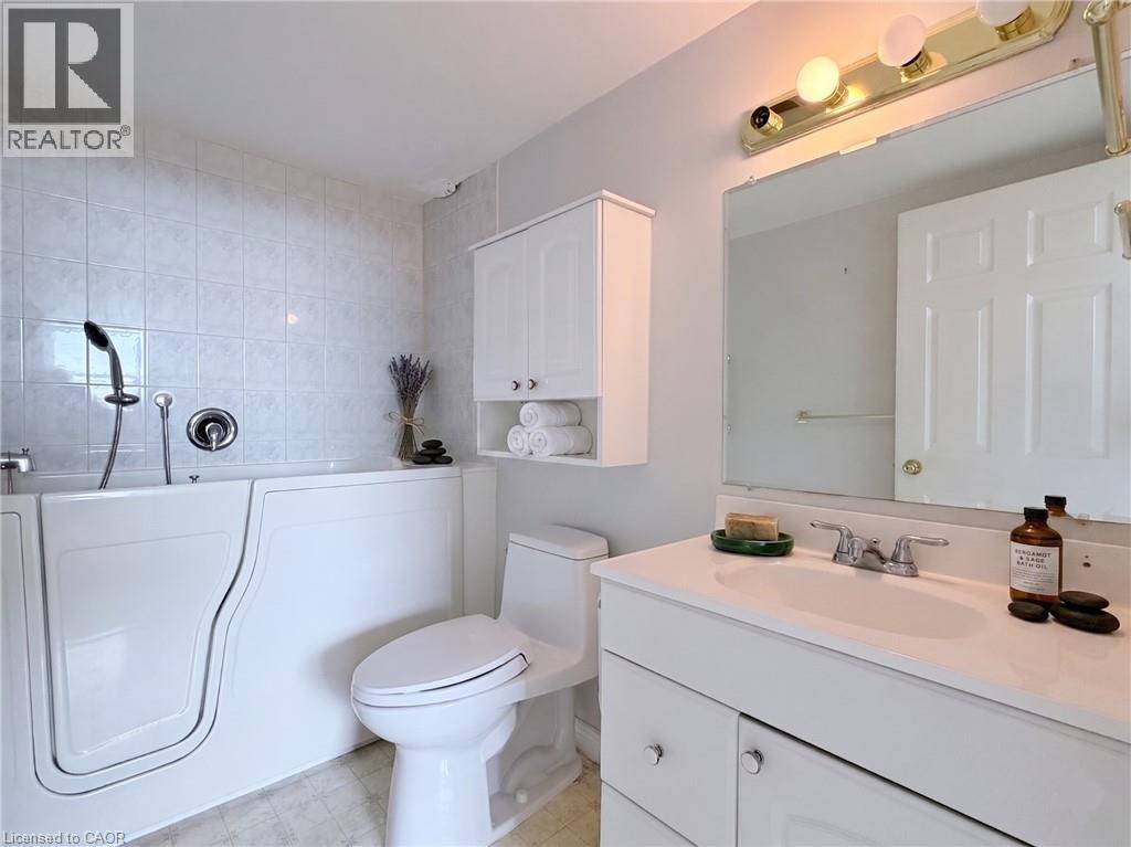 1415 Ghent Avenue Unit# 705, Burlington, Ontario  L7S 1X4 - Photo 18 - 40839133