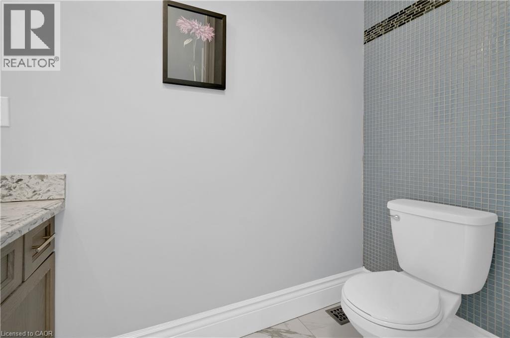 7 Riesling Court, Hamilton, Ontario  L8G 0B4 - Photo 20 - 40845832