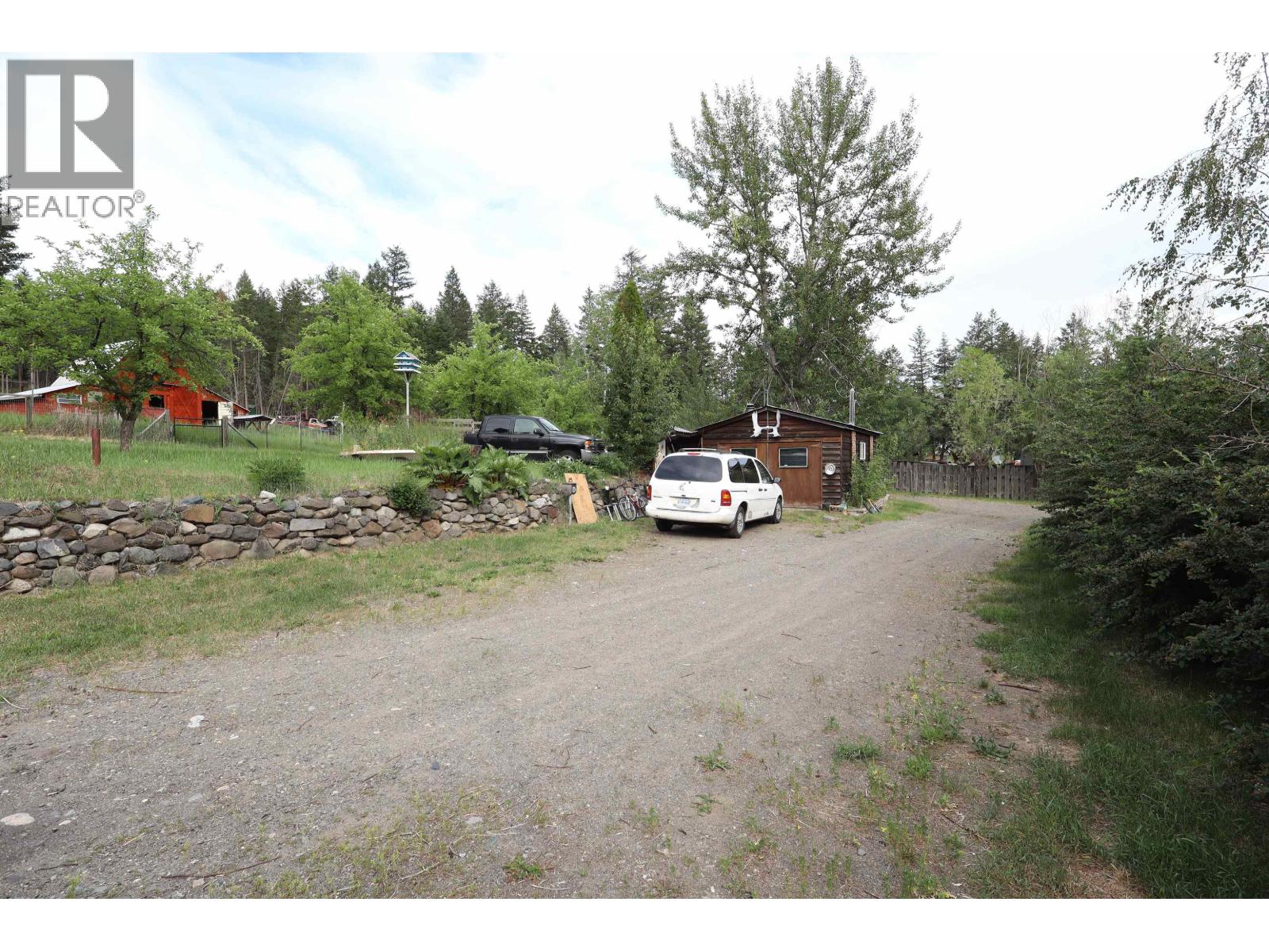 3797 Dodge Road, Lac La Hache, British Columbia  V0K 1T1 - Photo 17 - R3140534