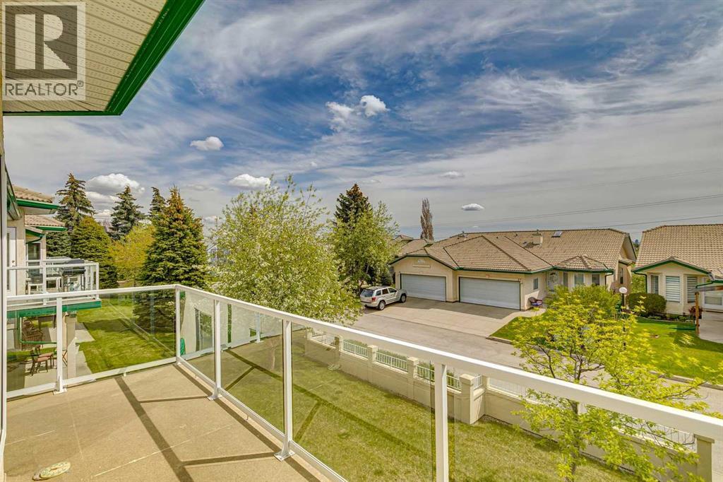 14 Strathearn Gardens Sw, Calgary, Alberta  T3H 2R1 - Photo 22 - A2314507