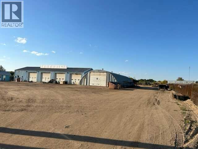 4905 57 Ave, Two Hills, Alberta  T0B 4K0 - Photo 38 - A2278966