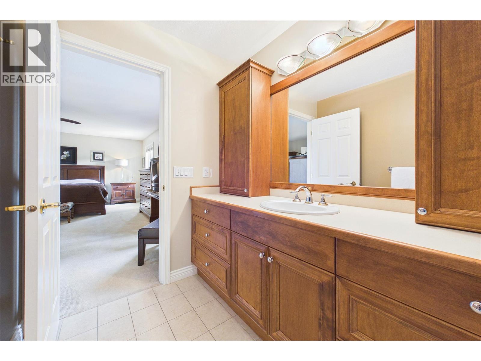 4335 Lysons Crescent, Kelowna, British Columbia  V1W 4S9 - Photo 32 - 10397339