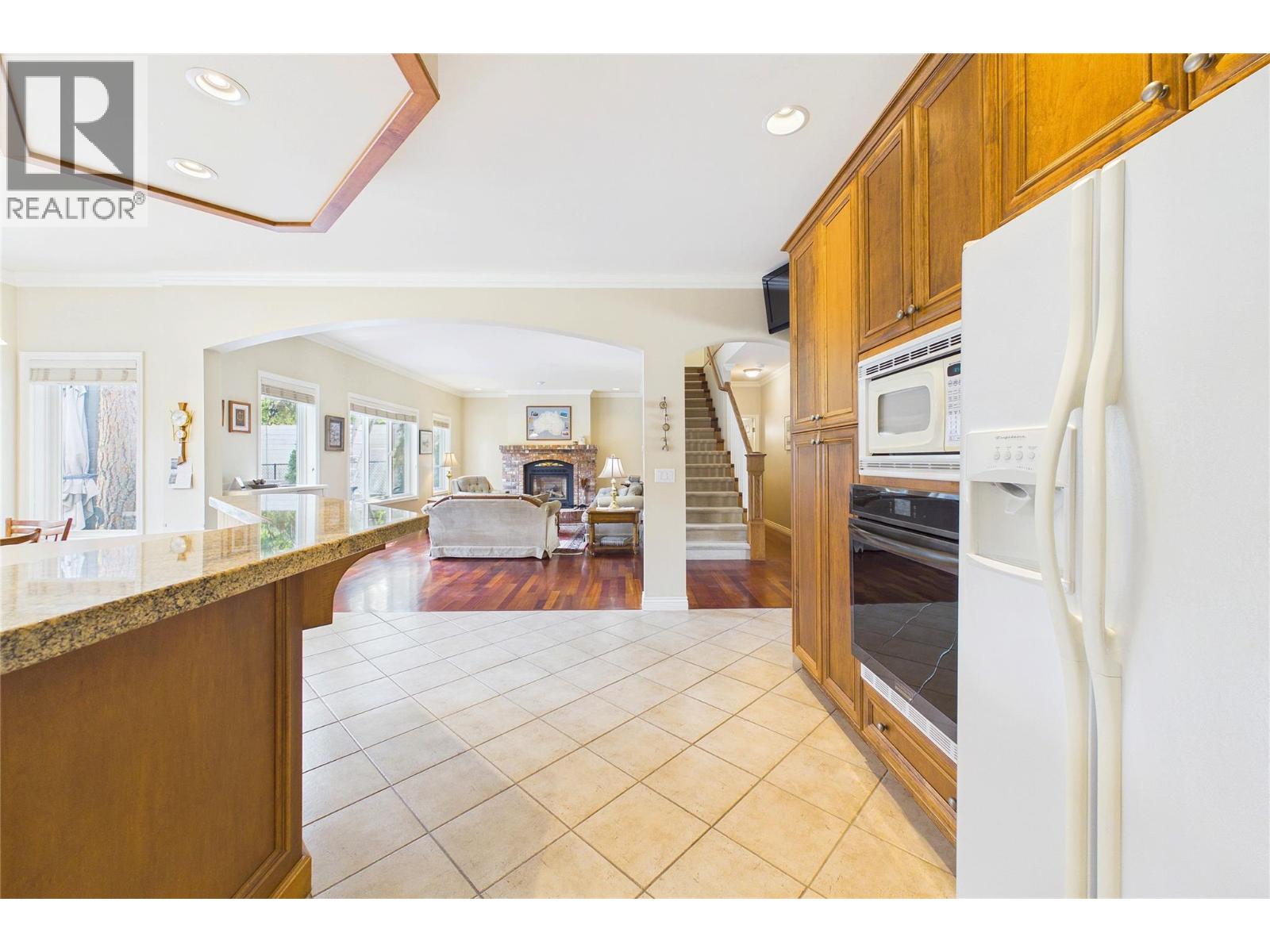 4335 Lysons Crescent, Kelowna, British Columbia  V1W 4S9 - Photo 13 - 10397339