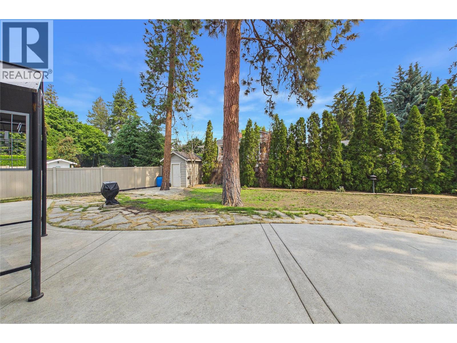 4335 Lysons Crescent, Kelowna, British Columbia  V1W 4S9 - Photo 41 - 10397339