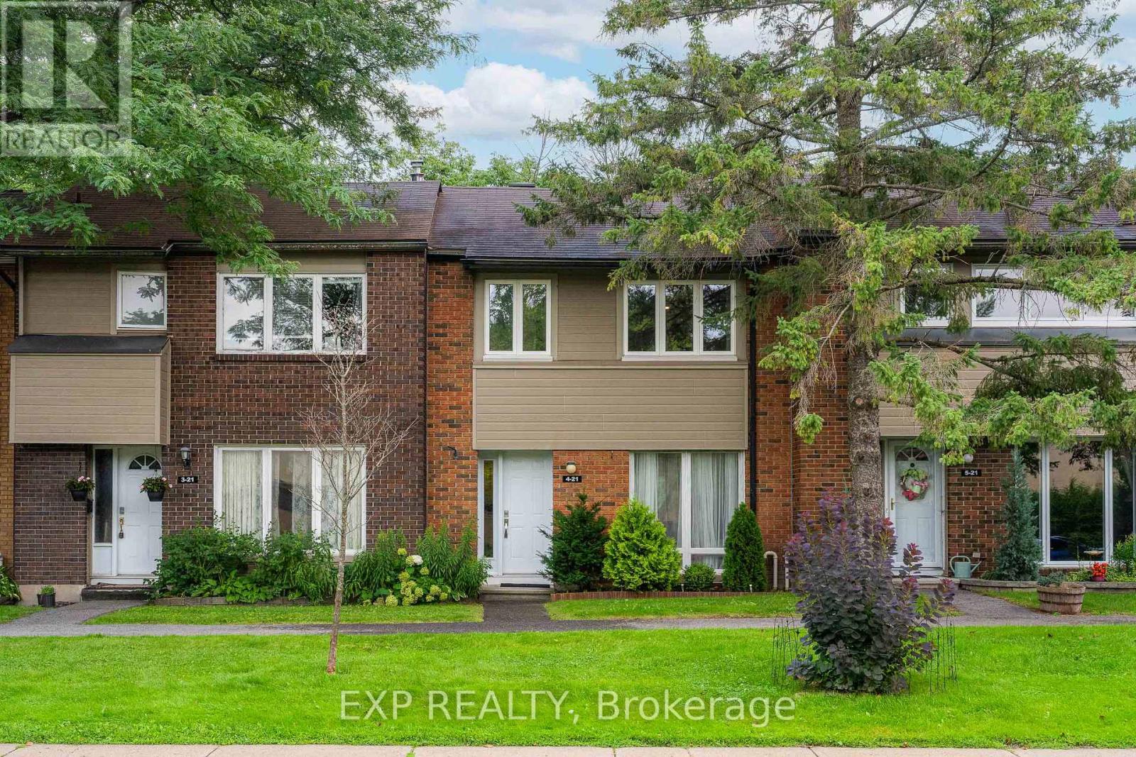 4 - 21 MIDLAND CRESCENT, Ottawa, Ontario