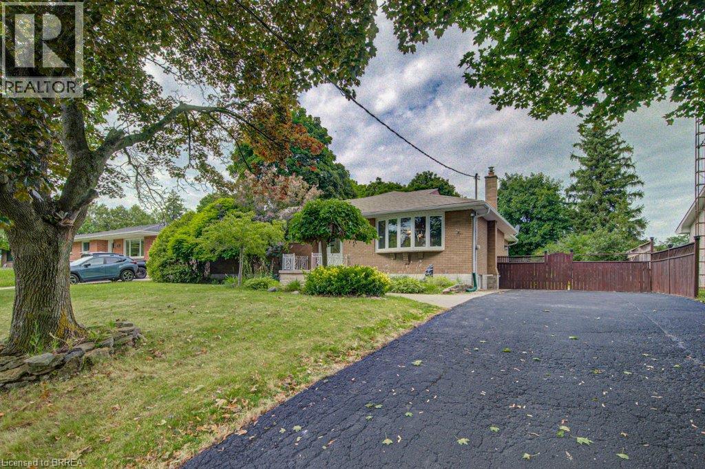 6 Bayly Drive, Paris, Ontario N3L 2P9 - Photo 1 - 40854896