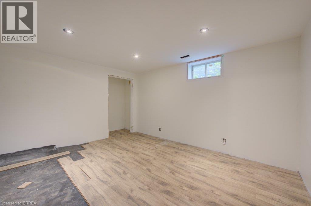 6 Bayly Drive, Paris, Ontario N3L 2P9 - Photo 37 - 40854896