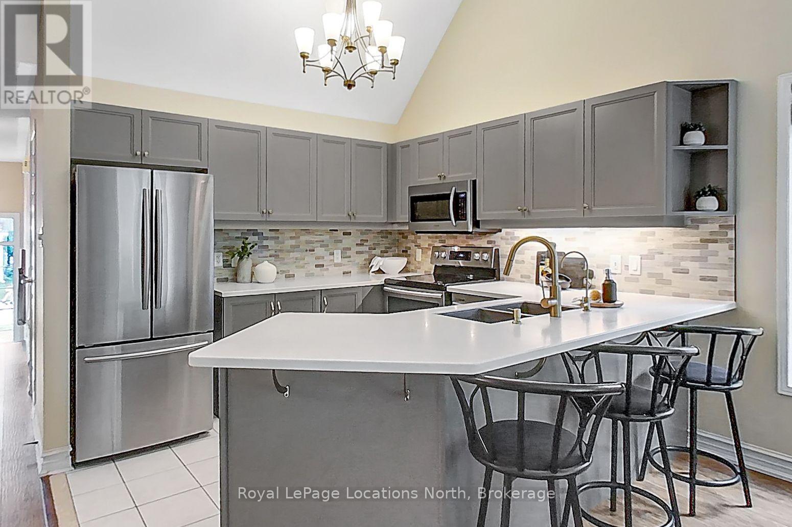 25 Green Briar Drive, Collingwood, Ontario L9Y 5H9 - Photo 3 - S13664140