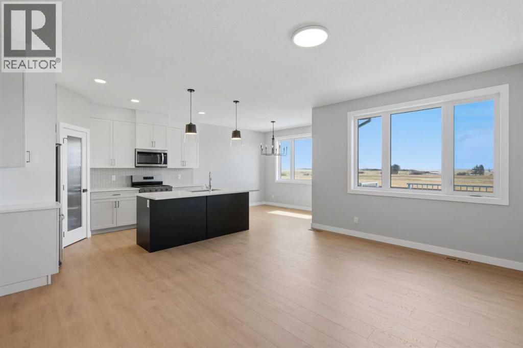 139 Belvedere Crescent Se, Calgary, Alberta  T2A 7Y5 - Photo 8 - A2313802