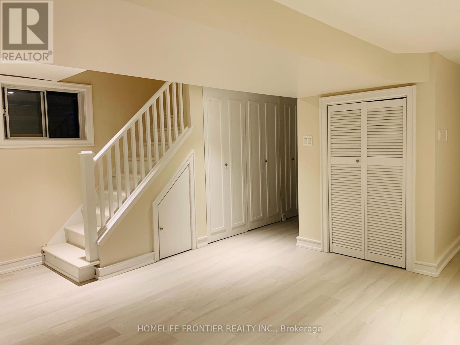 Lower - 38 Henderson Avenue, Toronto, Ontario M6J 2B8 - Photo 5 - C13664070