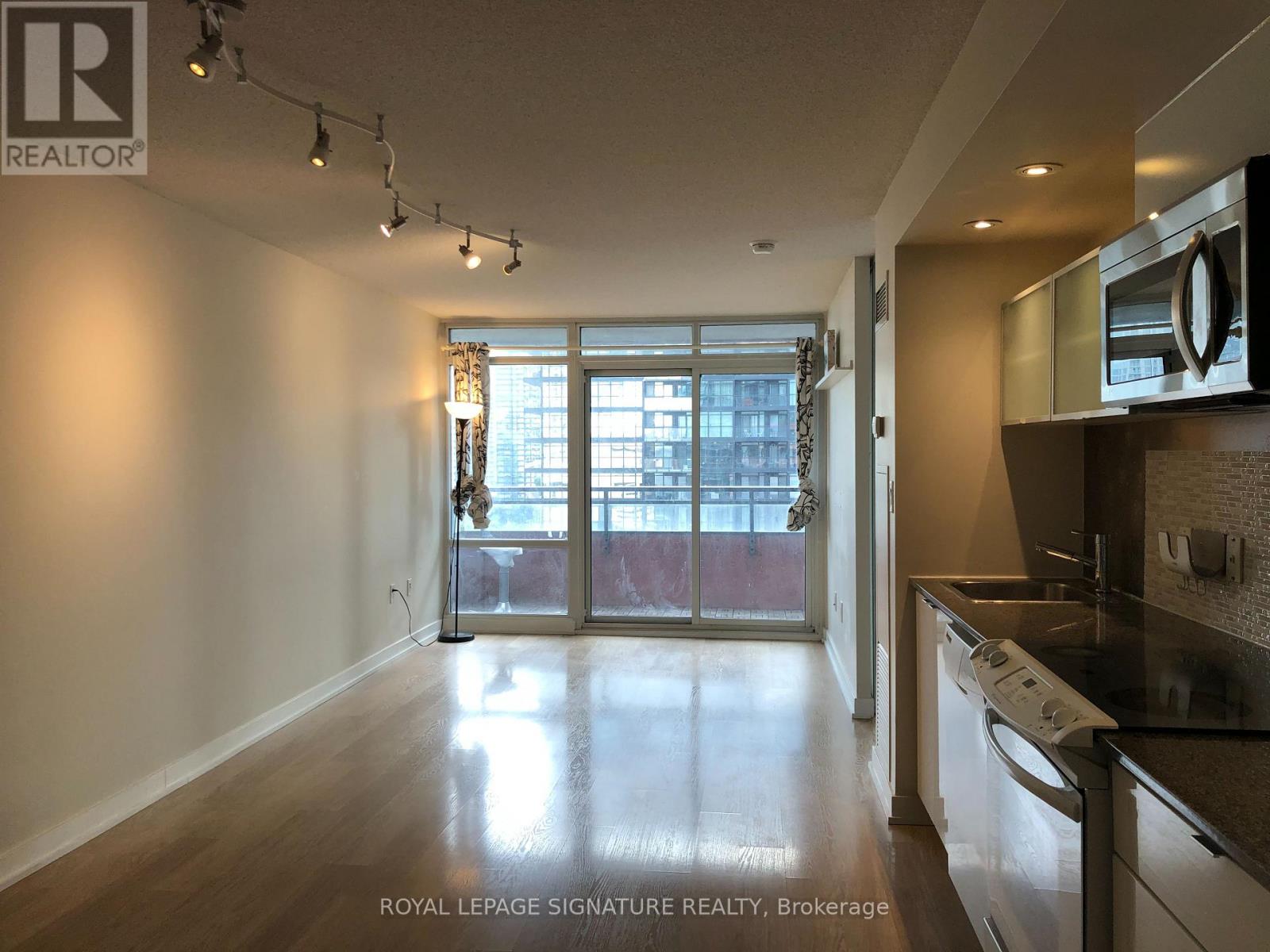 1121 - 4k Spadina Avenue, Toronto, Ontario M5V 3Y9 - Photo 4 - C13664138