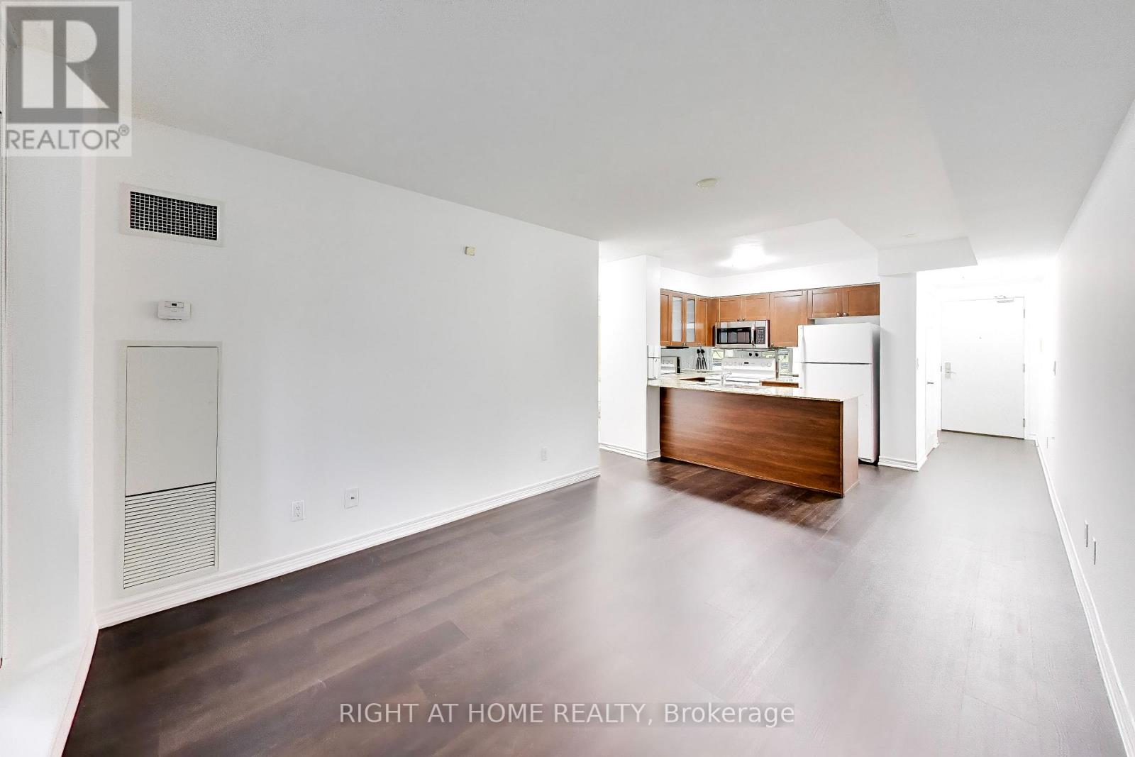 313 - 761 Bay Street, Toronto (Bay Street Corridor), Ontario  M5G 2R2 - Photo 4 - C13664144