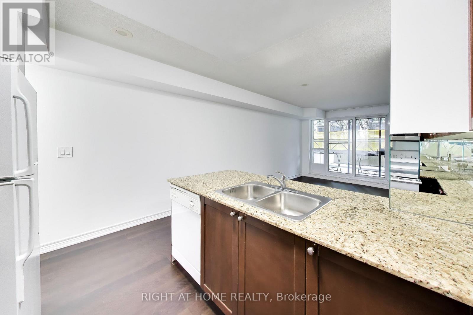 313 - 761 Bay Street, Toronto (Bay Street Corridor), Ontario  M5G 2R2 - Photo 8 - C13664144
