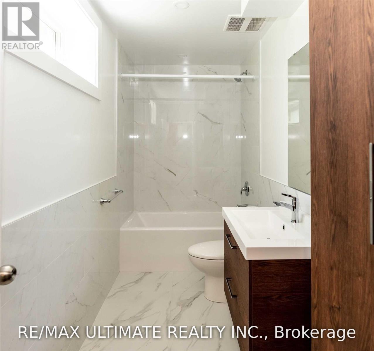 Apt 1 - 248 Wilmington Avenue, Toronto, Ontario M3H 5K3 - Photo 5 - C13664160