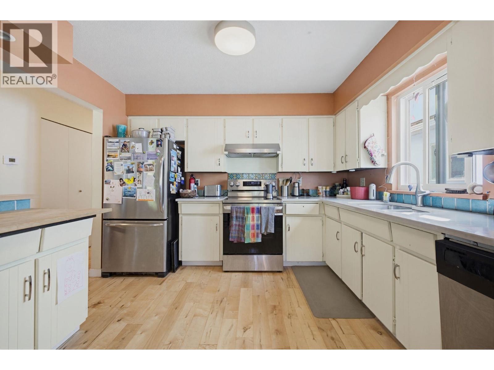 2554 E 7th Avenue, Vancouver, British Columbia  V5M 1T4 - Photo 23 - R3154542