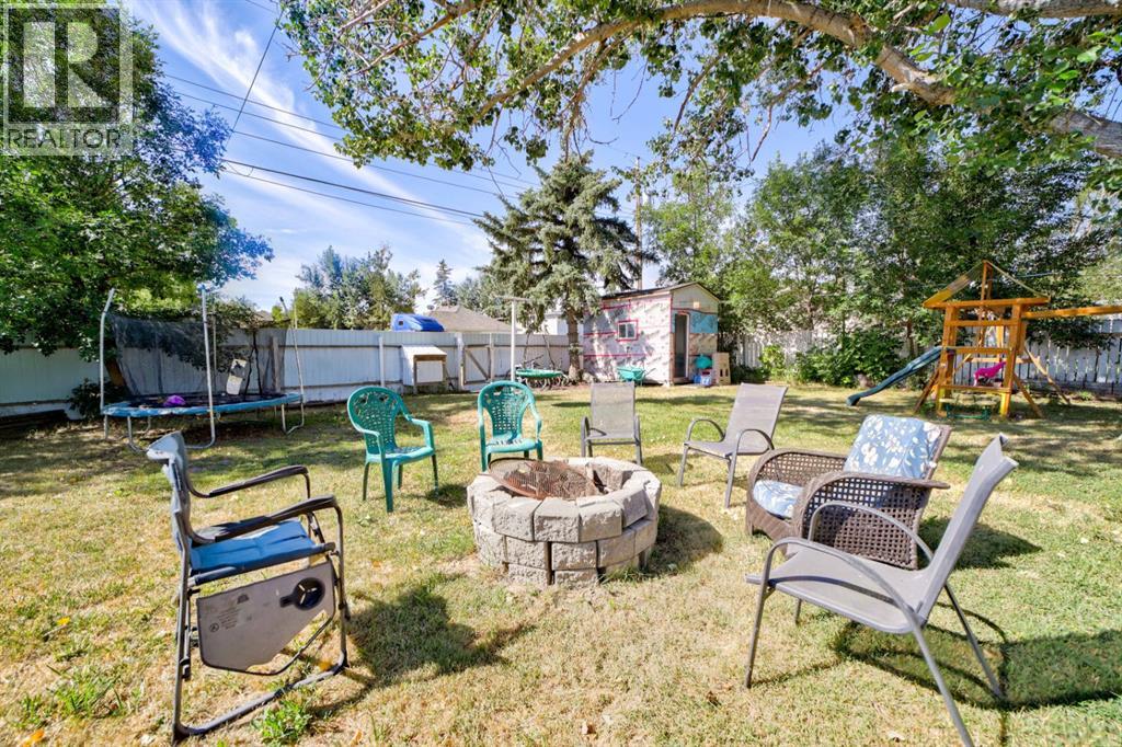 222 Mcewan Street, Granum, Alberta  T0L 1A0 - Photo 40 - A2332735