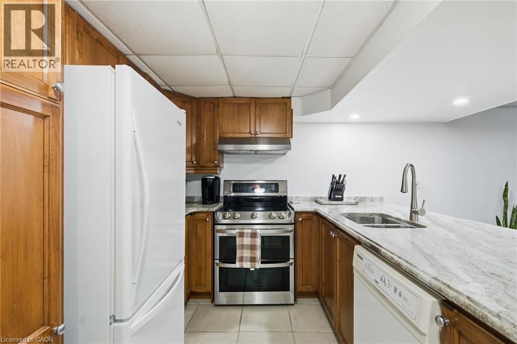 570 Westview Avenue, Hamilton, Ontario  L9G 1N9 - Photo 30 - 40812564