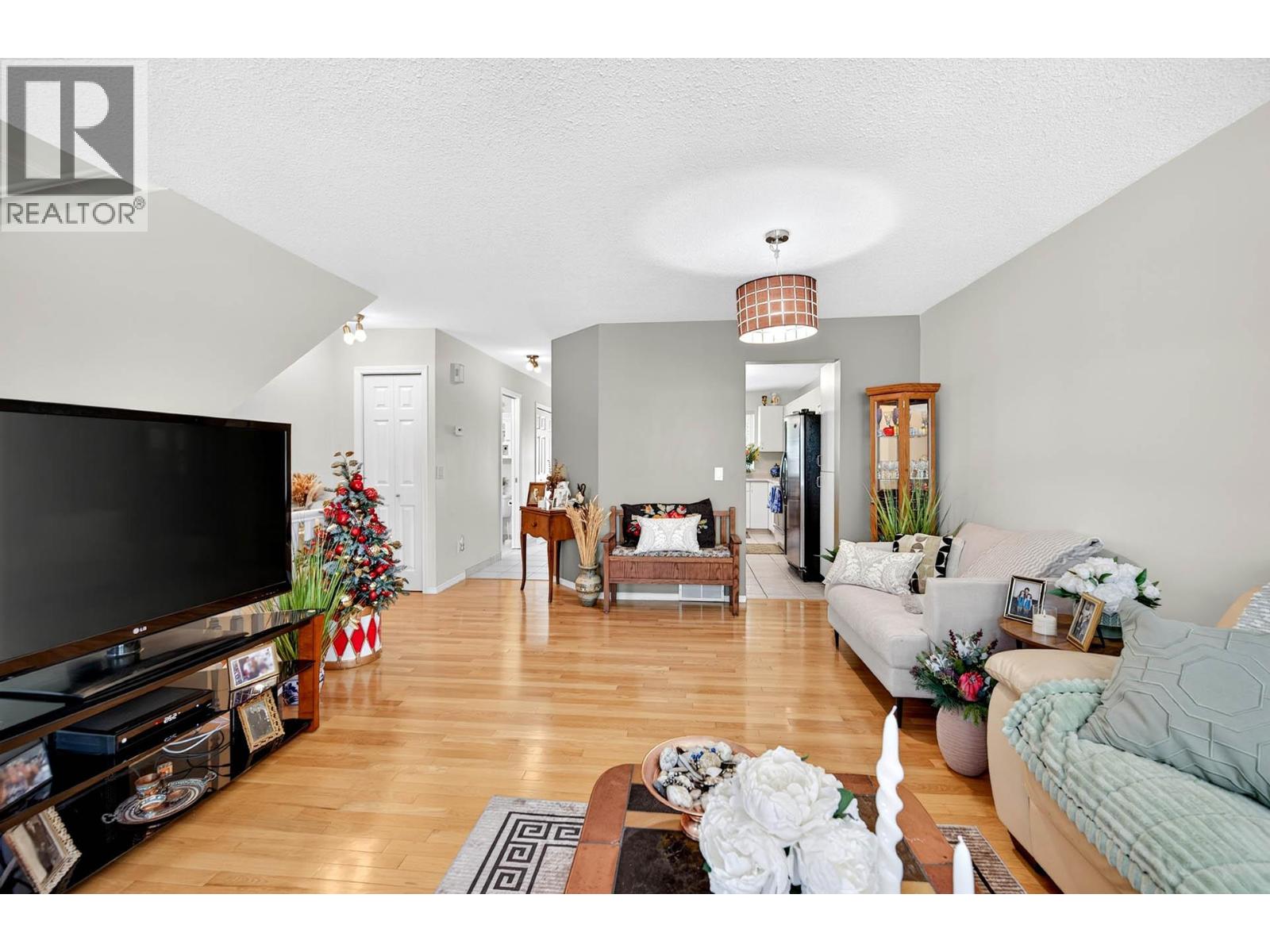 2084 Robson Place Unit# 6, Kamloops, British Columbia  V2E 2M6 - Photo 9 - 10395556