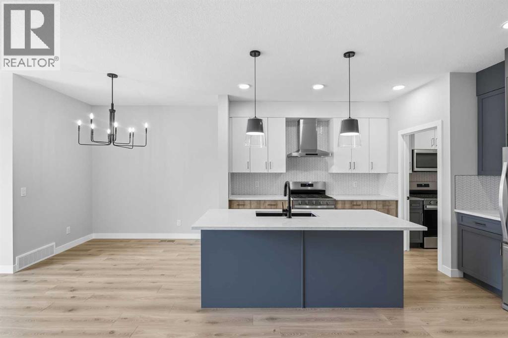 43 Belvedere Crescent Se, Calgary, Alberta  T2A 7Z9 - Photo 8 - A2315230