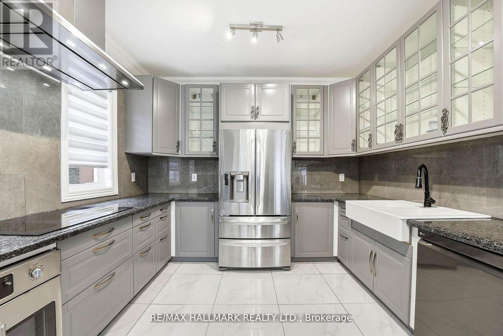 32 Orchard Park Drive, Toronto, Ontario  M1E 3T7 - Photo 13 - E13664130