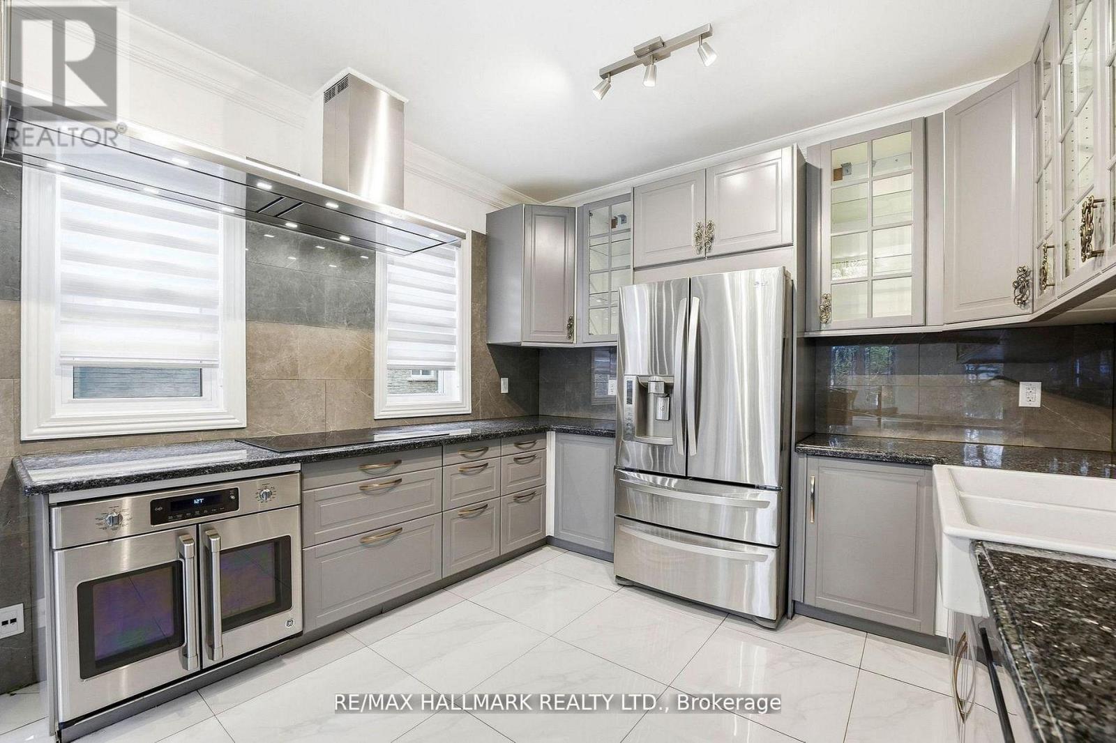 32 Orchard Park Drive, Toronto, Ontario  M1E 3T7 - Photo 14 - E13664130