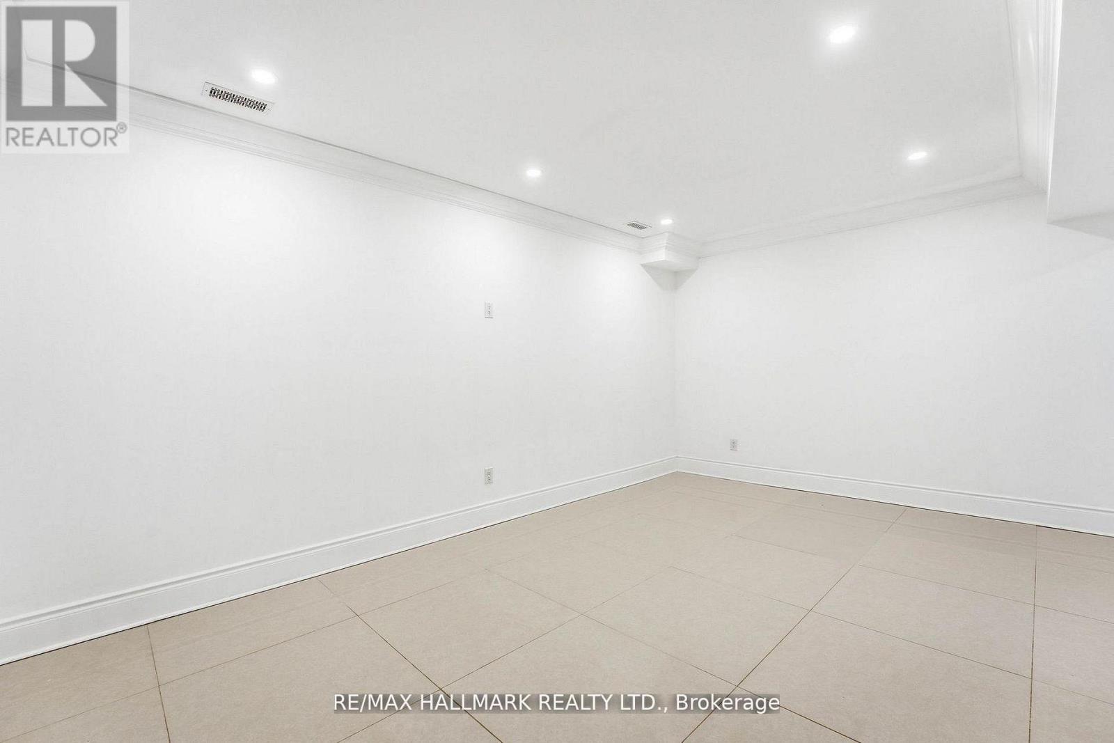 32 Orchard Park Drive, Toronto, Ontario  M1E 3T7 - Photo 43 - E13664130