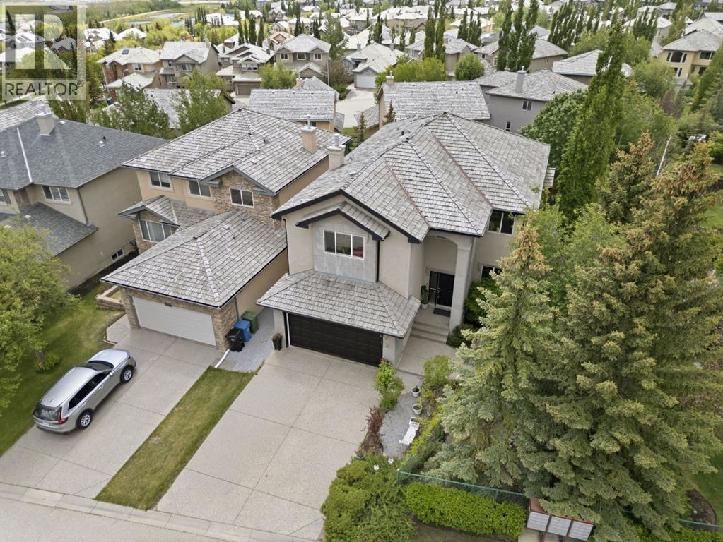 21 Royal Ridge Hill Nw, Calgary, Alberta  T3G 4T9 - Photo 5 - A2335653