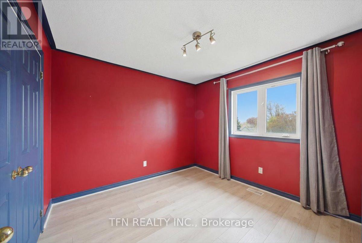 2073 Cynthia Court, Innisfil, Ontario  L9S 4Z1 - Photo 13 - N13664052