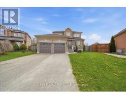 2073 CYNTHIA COURT, Innisfil, Ontario