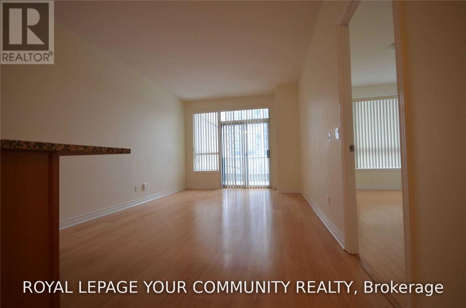 105 - 60 Disera Drive, Vaughan, Ontario L4J 9G1 - Photo 5 - N13664056