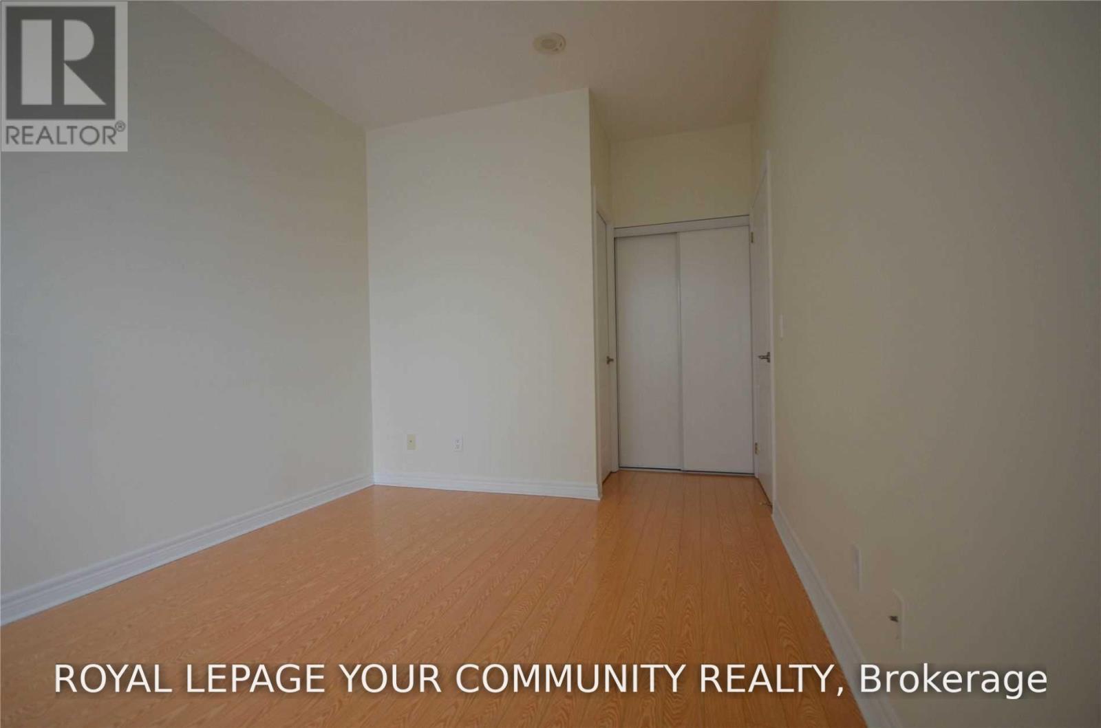 105 - 60 Disera Drive, Vaughan, Ontario L4J 9G1 - Photo 8 - N13664056